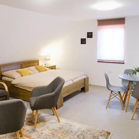 Apartman 1 Fklidu Znojmo Exteriér fotografie